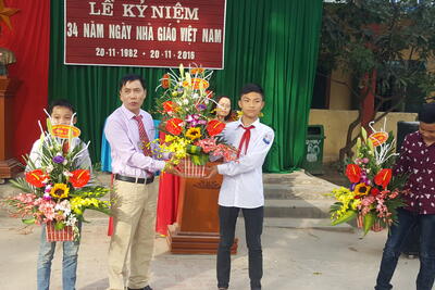 Lễ kỉ niệm ngày nhà giáo Việt Nam 20- 11 Trường THCS Trung Hưng năm 2017